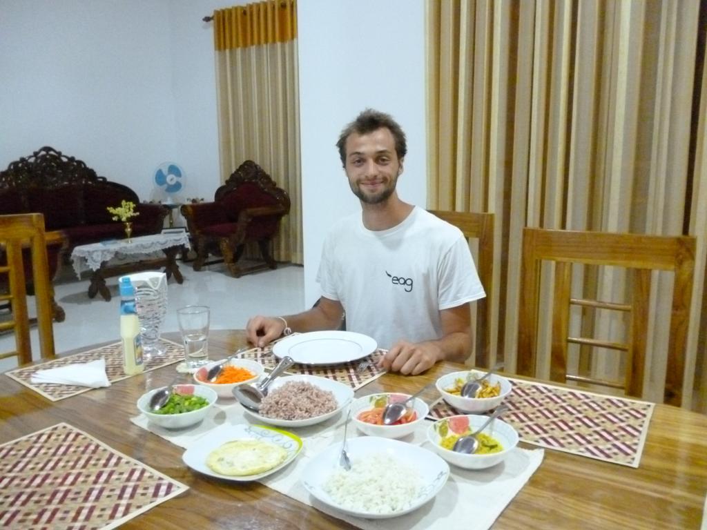 Serene Home Stay Udawalawe Bagian luar foto