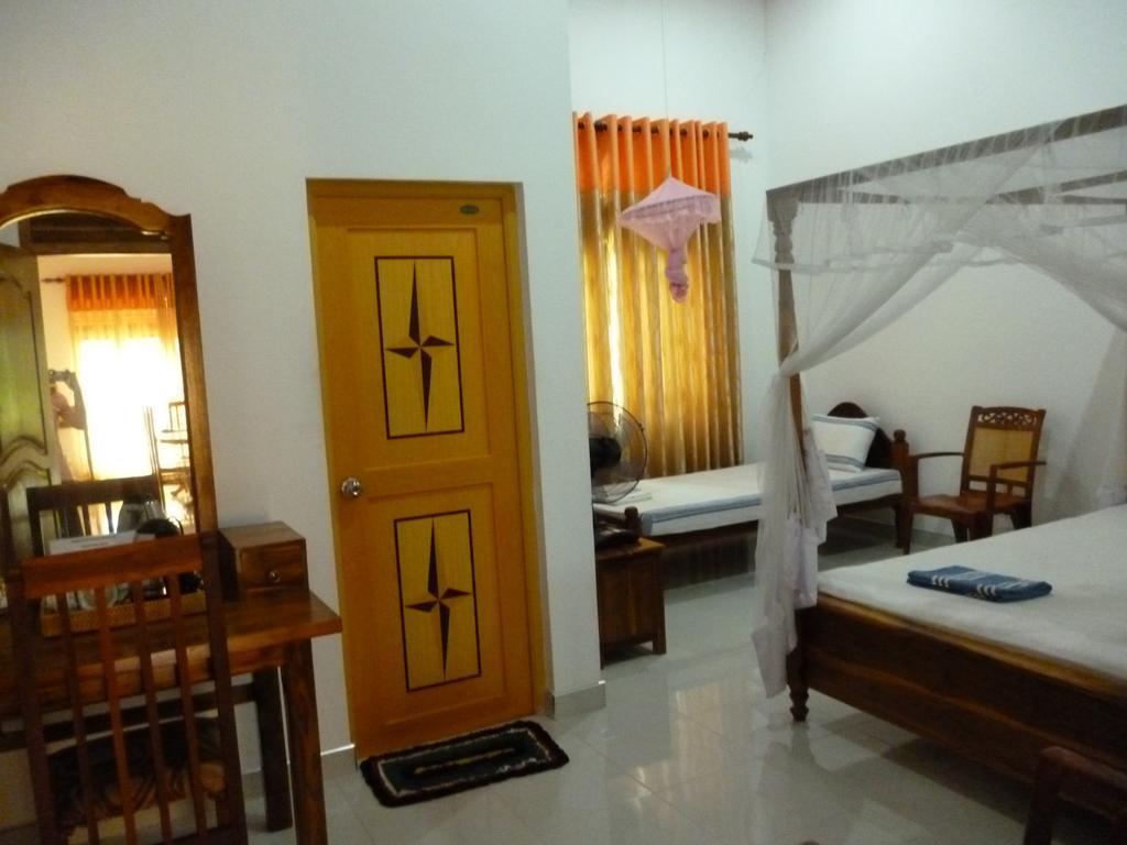 Serene Home Stay Udawalawe Bagian luar foto