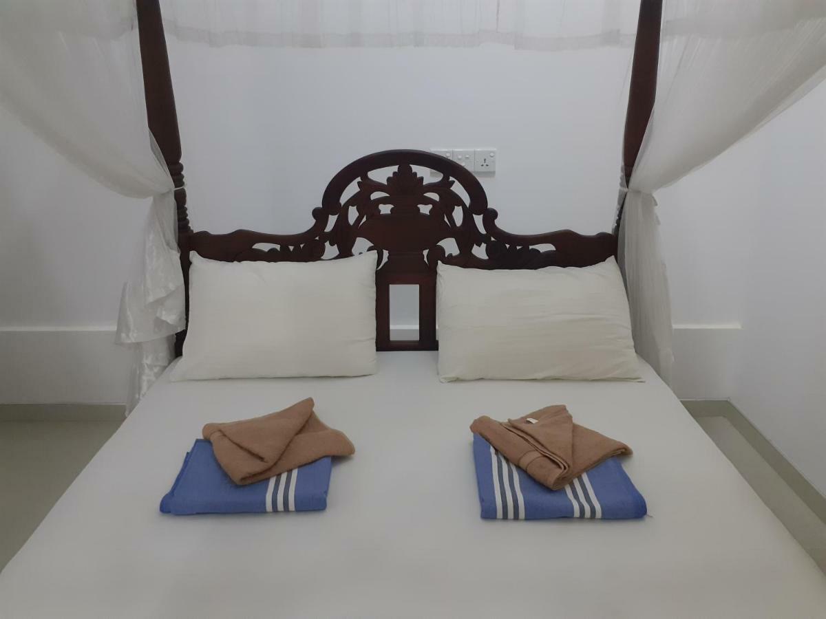 Serene Home Stay Udawalawe Bagian luar foto